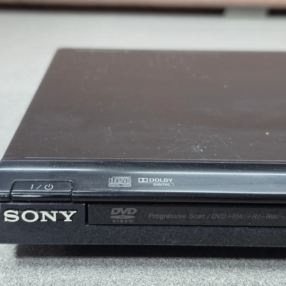 Sony DVD Blu Ray Player DVP-SR200P Black Good CD DVD Playback